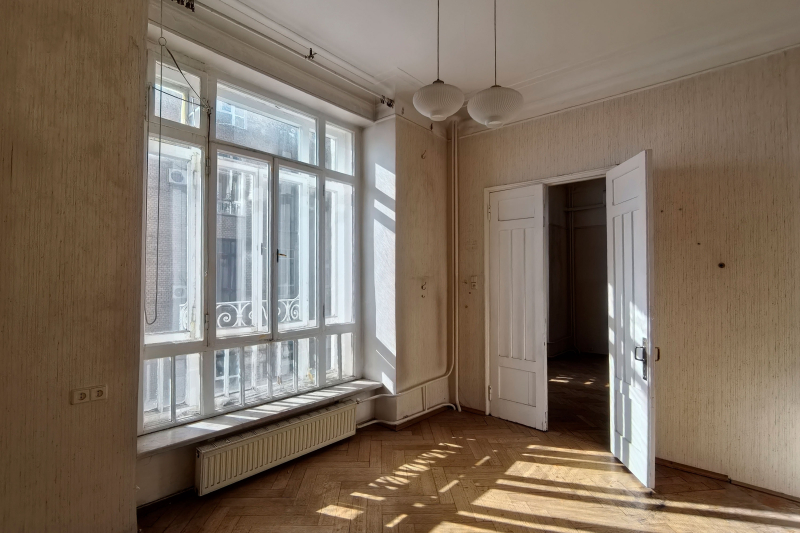 В Москве на торгах продадут квартиру в дореволюционном небоскрёбе