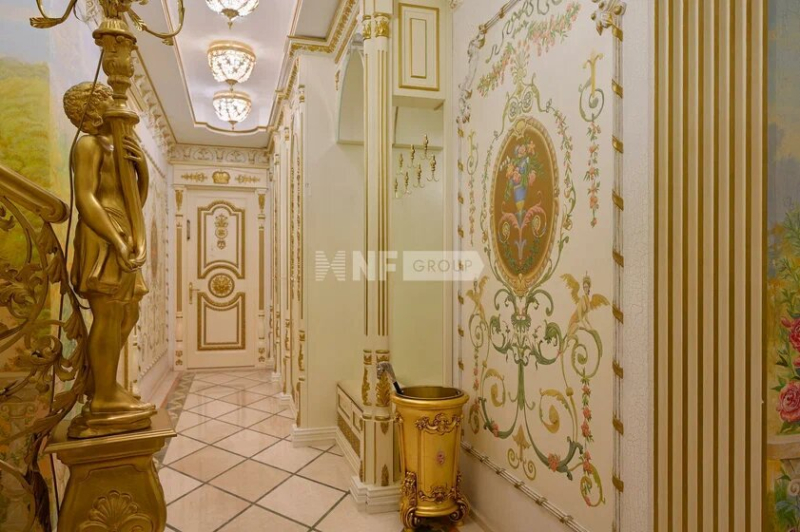 В московском ЖК продаётся квартира-дворец