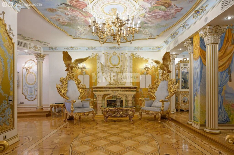 В московском ЖК продаётся квартира-дворец