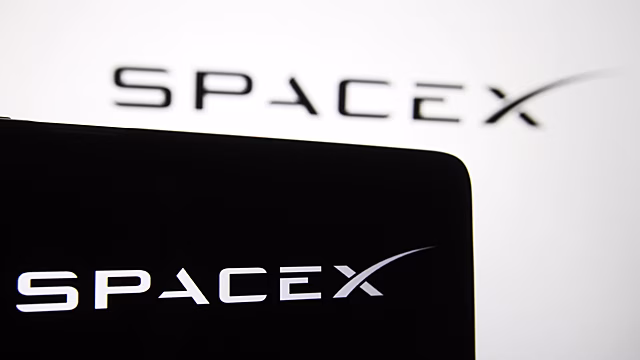 Акции SpaceX выросли на 18,33% в первый день торгов после IPO