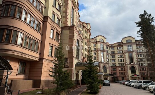 Названа зарплата для покупки в ипотеку «двушки» в Москве